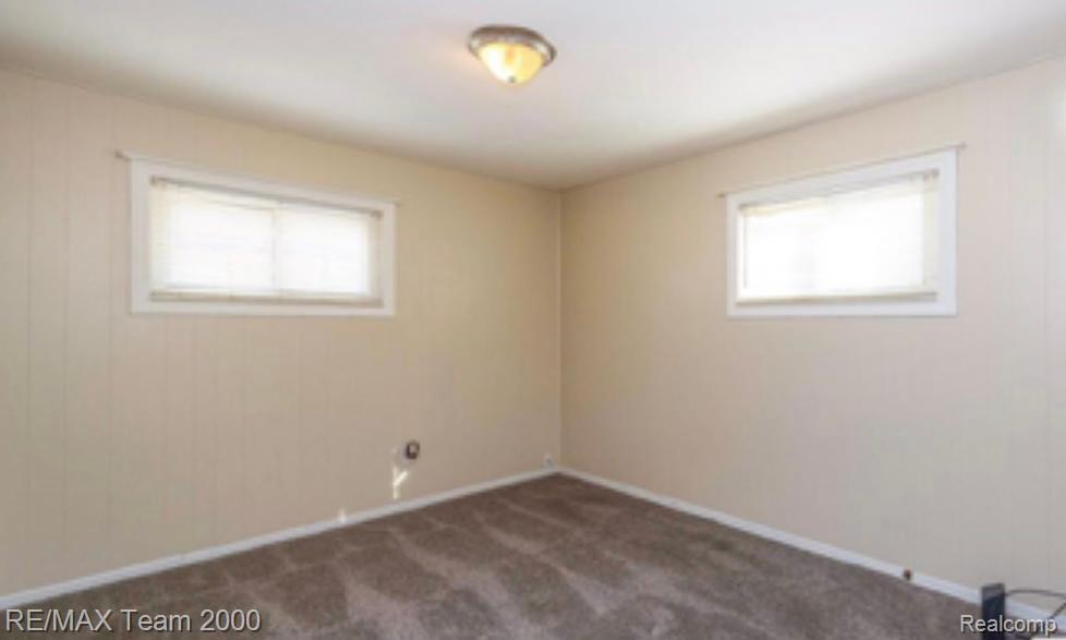 4665 Lincoln Boulevard, Dearborn Heights, MI 48125 — Photo 8
