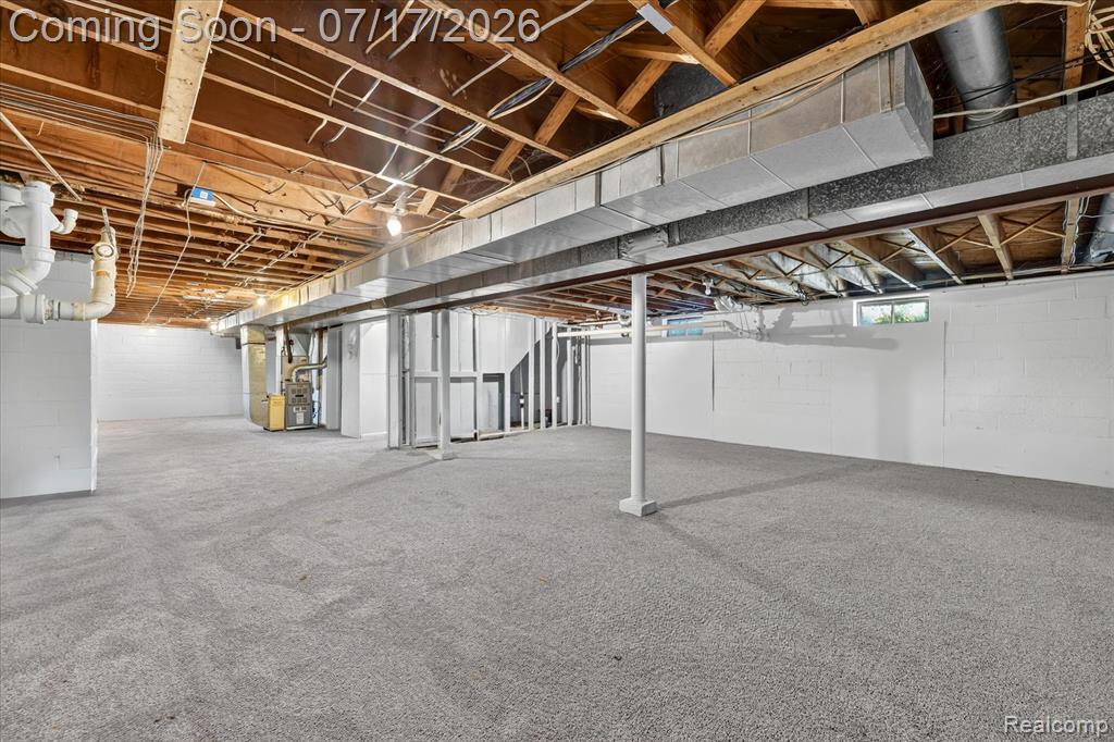 5200 Lapeer Road, Burton, MI 48509 — Photo 33