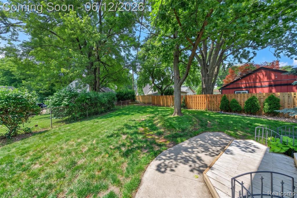 407 Waverley Avenue, Royal Oak, MI 48067 — Photo 11