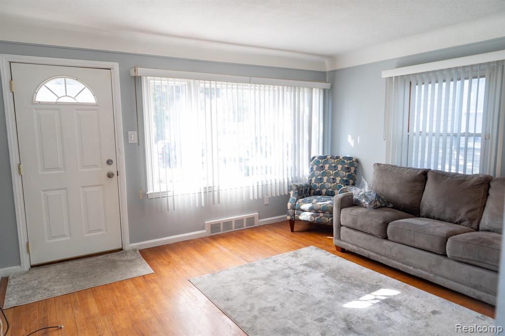 8354 Wyoming Avenue, Detroit, MI 48204 — Photo 6