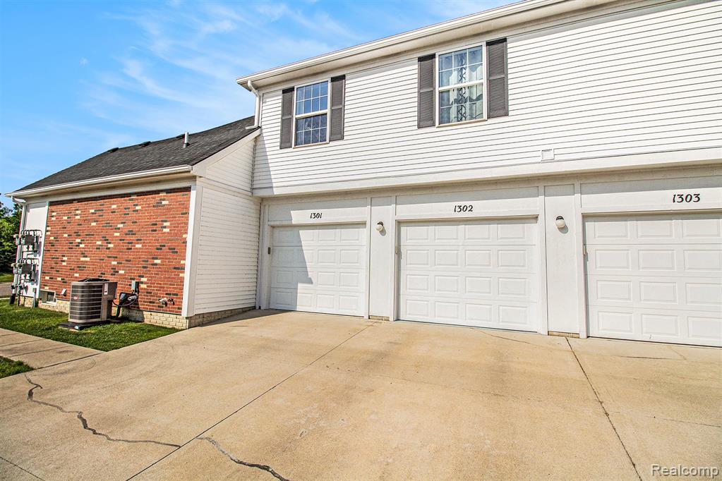 1302 Riversedge Drive, Saline, MI 48176 — Photo 19