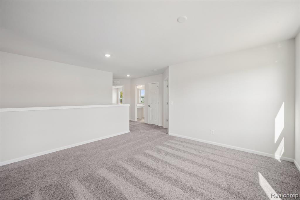 360 Hidden River W, Holly, MI 48442 — Photo 12