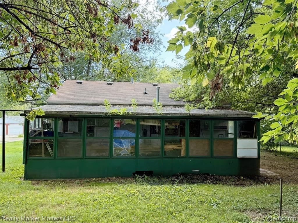 441 Peninsula Drive, Columbiaville, MI 48421 — Photo 15