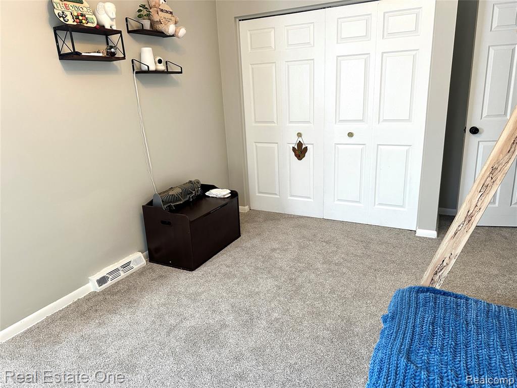4562 Valley Road, Trenton, MI 48183 — Photo 18