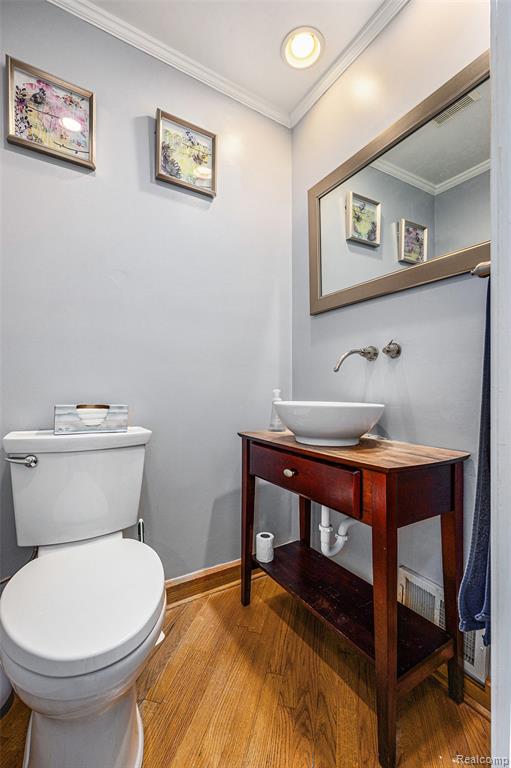 20740 Marter Road, Grosse Pointe Woods, MI 48236 — Photo 10