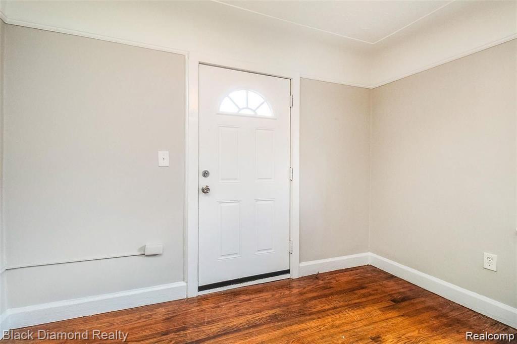 7060 DODGE Avenue, Warren, MI 48091 — Photo 3