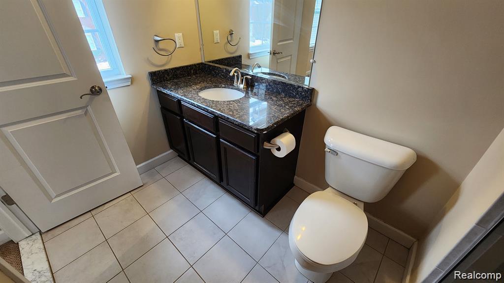 4872 W Stonegate Circle, Lake Orion, MI — Photo 15