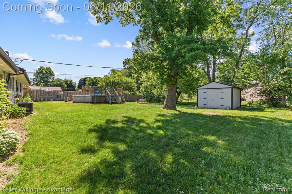 6589 Doyon Drive S, Waterford, MI 48327 — Photo 26