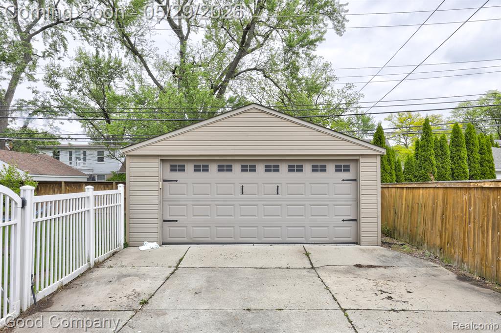 10074 Lincoln Drive, Huntington Woods, MI — Photo 50
