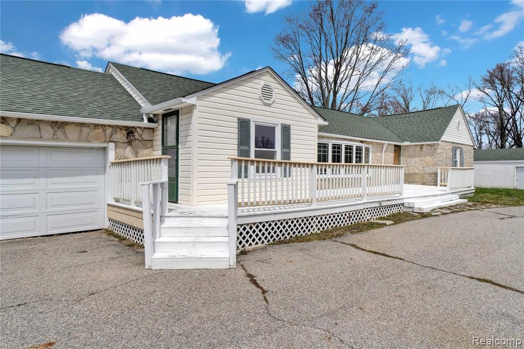 5428 Gratiot Avenue, St. Clair, MI 48079 — Photo 27