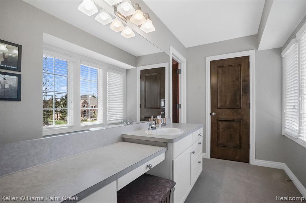 4956 Crestone Way, Rochester, MI 48306 — Photo 45