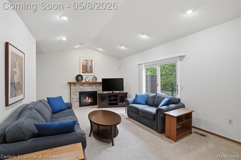 44775 Dunbarton Court, Novi, MI — Photo 13