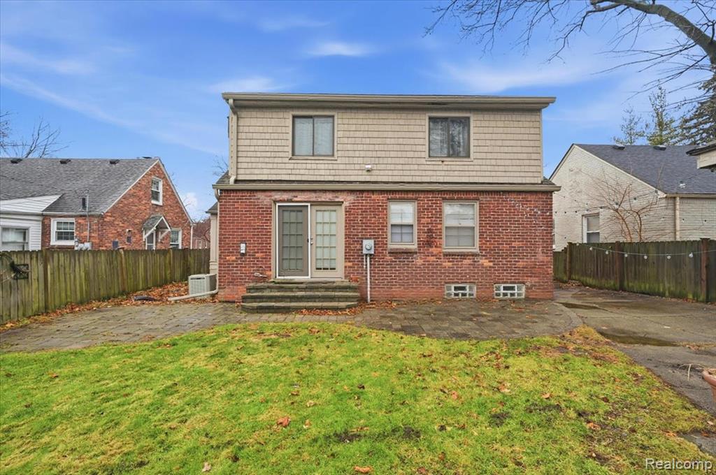 431 Colonial Court, Grosse Pointe Farms, MI 48236 — Photo 47