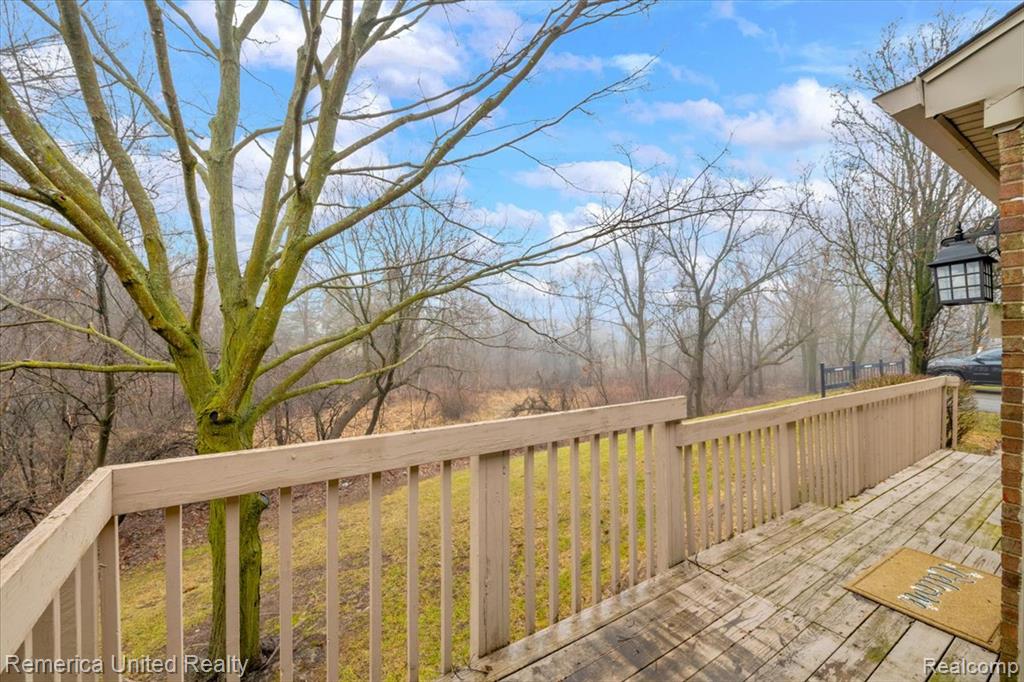 7968 Lawrence, West Bloomfield, MI — Photo 41