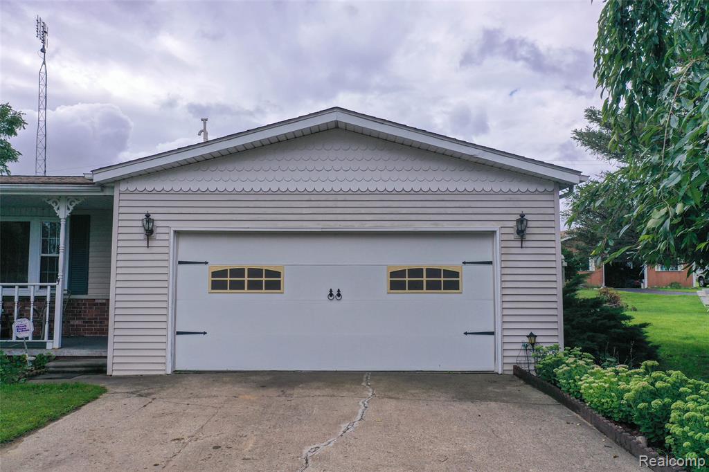 5067 Hemingway Lake Road, Otter Lake, MI 48464 — Photo 24