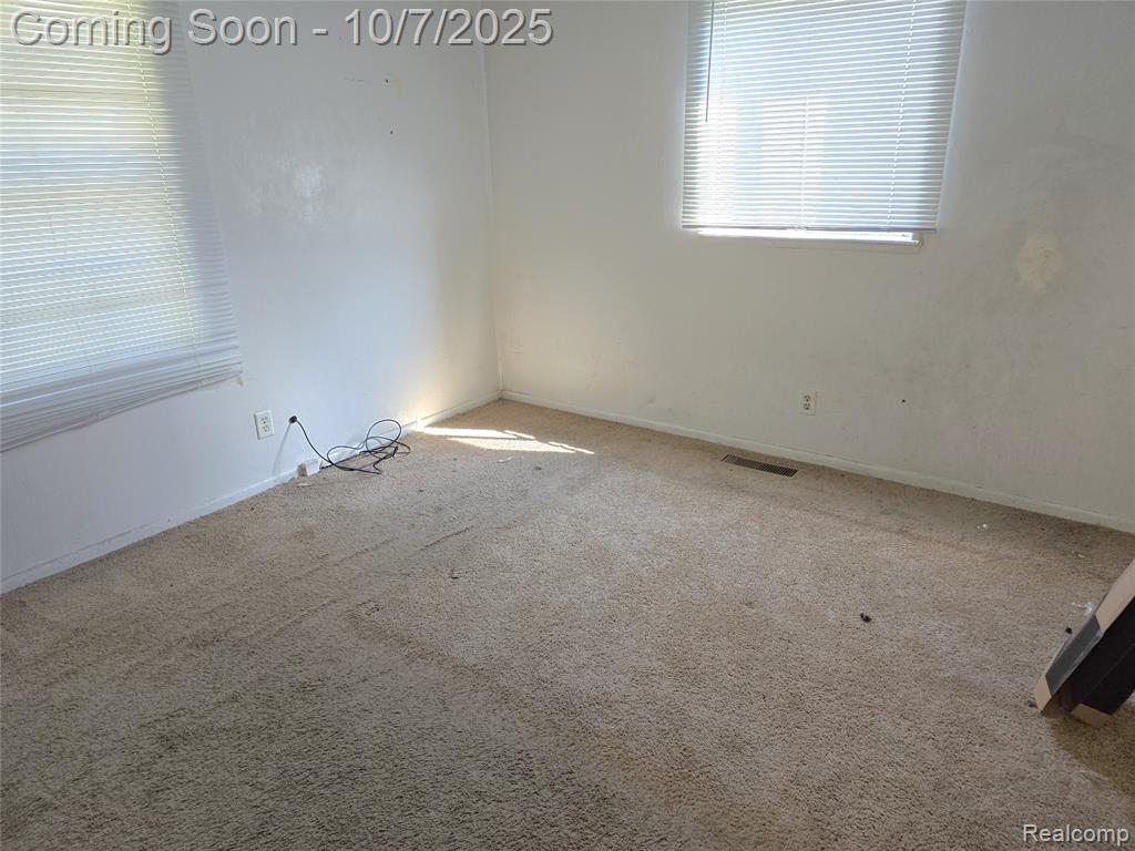 50 Michigan Street, Mount Clemens, MI 48043 — Photo 11