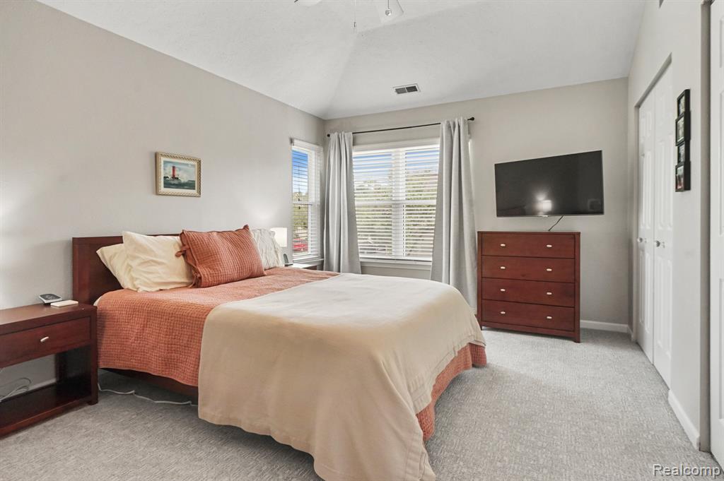 1637 Coburn Drive, Ann Arbor, MI 48108 — Photo 12