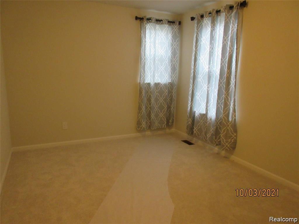 626 BACKSHORE Drive, Canton, MI 48187 — Photo 43