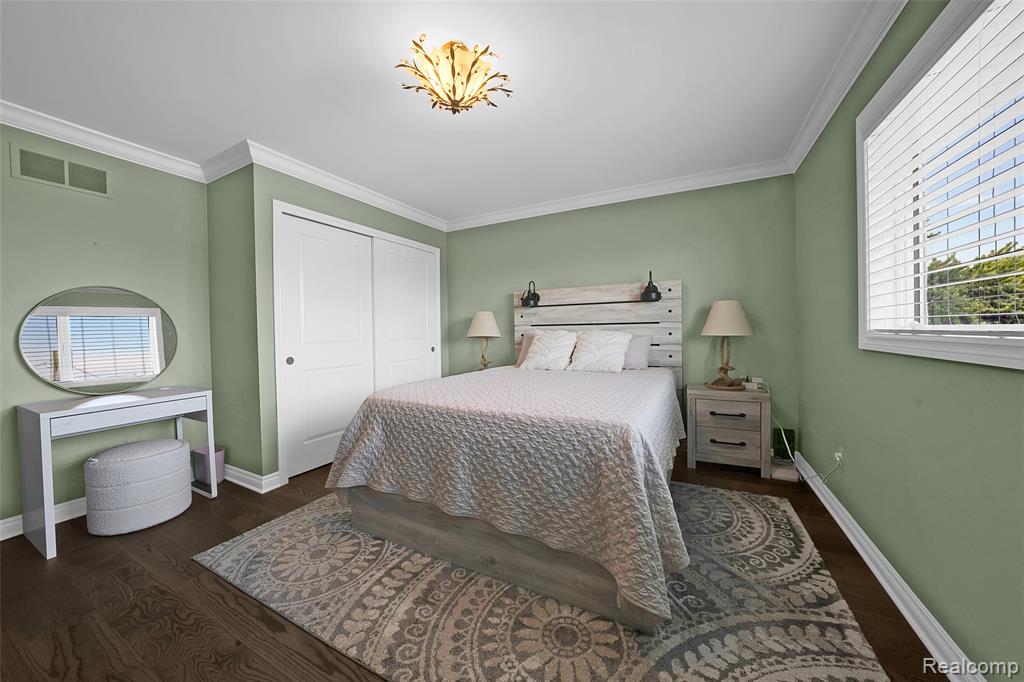 39611 Lakeshore Drive, Harrison Township, MI — Photo 31