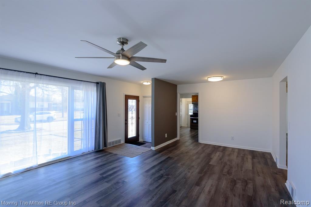 2031 Harmon Avenue, Ypsilanti, MI 48198 — Photo 3