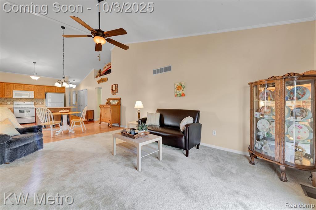 9297 Sunrise Lane, Davison, MI 48423 — Photo 11
