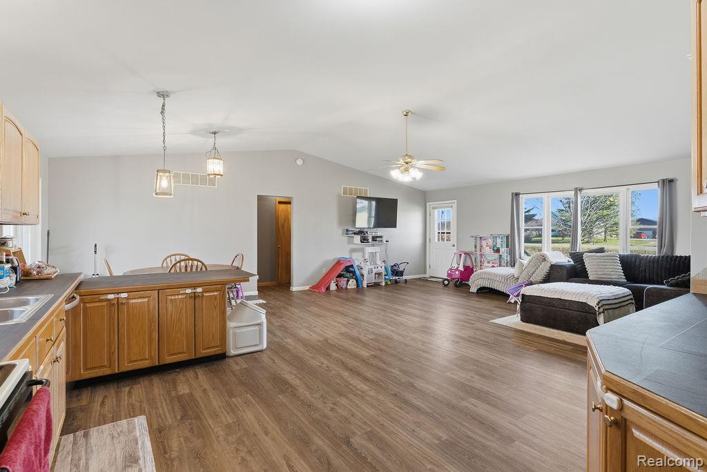 4830 Hurds Corner Road, Mayville Vlg, MI 48744 — Photo 21
