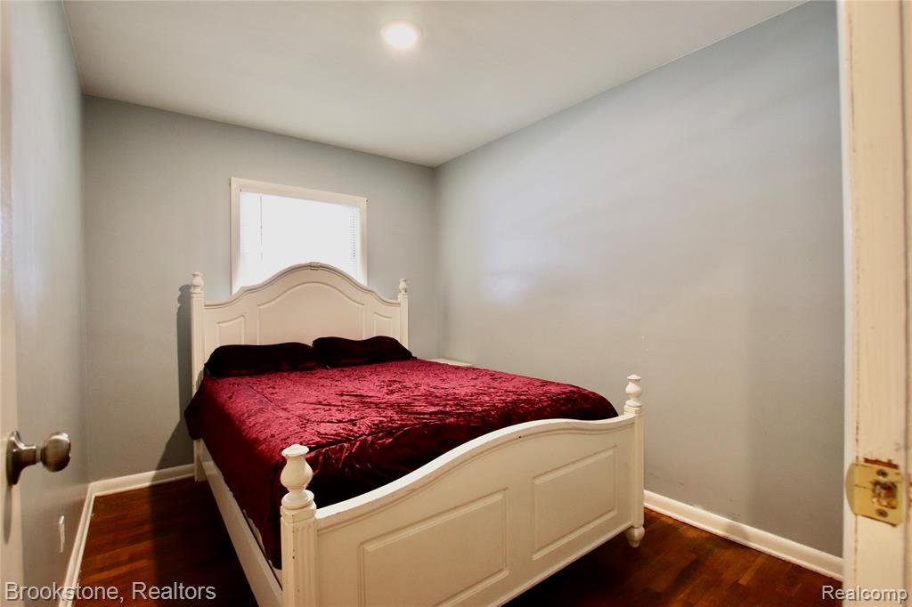 621 Forest Drive, Fenton, MI 48430 — Photo 13