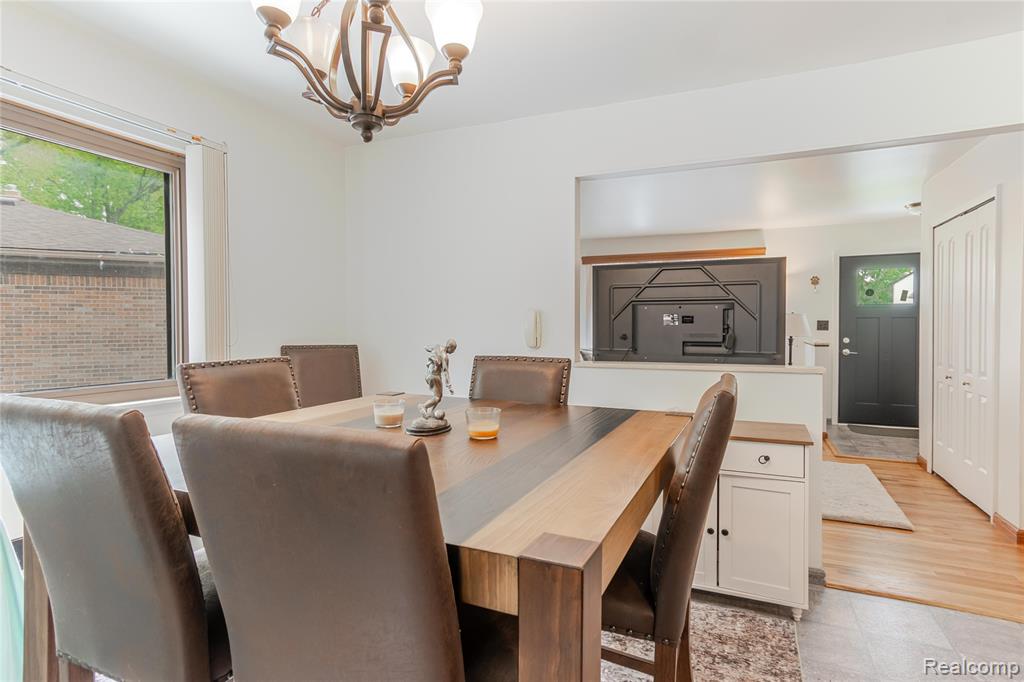 32373 Hampton Court, Fraser, MI 48026 — Photo 9
