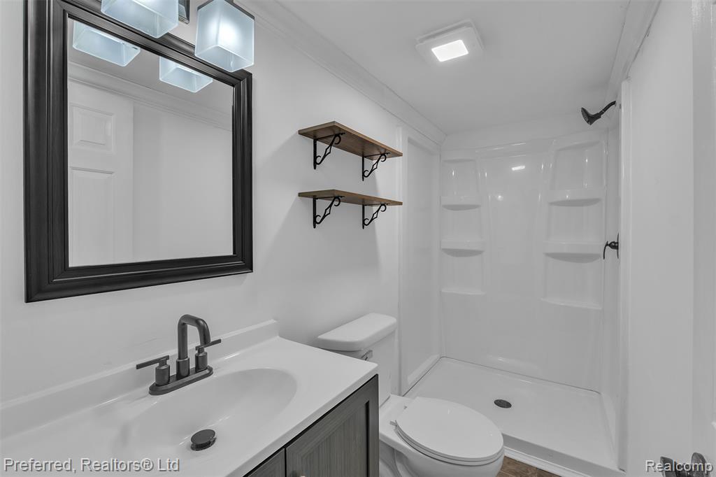 9366 Wild Oaks Circle, South Lyon, MI 48178 — Photo 36