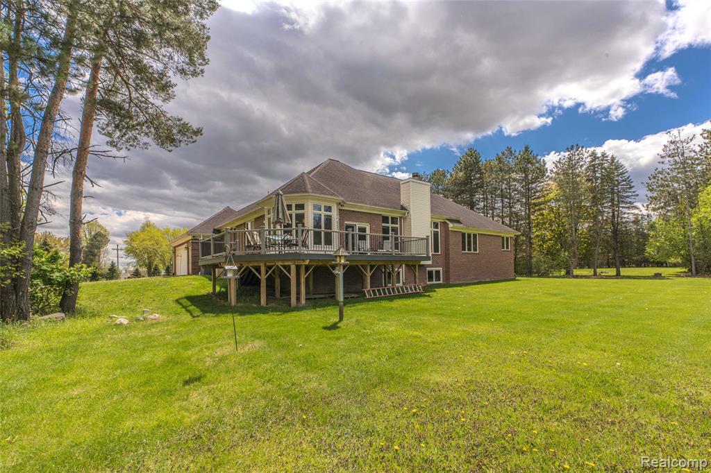 7893 Lantern Drive, Almont, MI 48003 — Photo 9