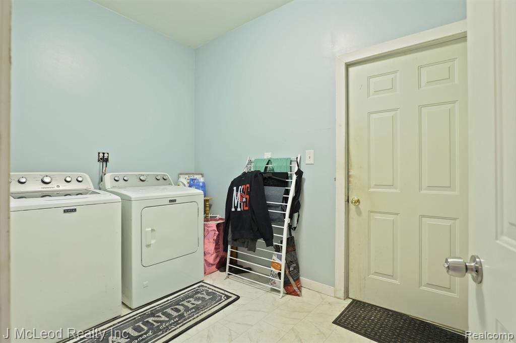 4618 Main Street, Millington, MI 48746 — Photo 31