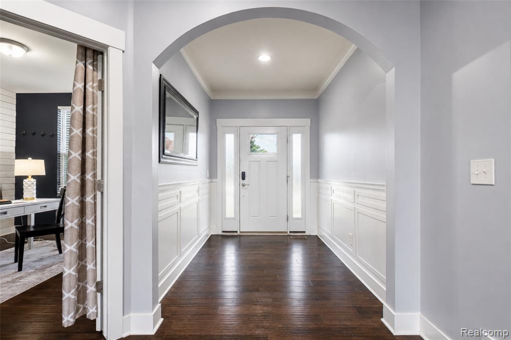 354 Findley Circle, Lake Orion, MI — Photo 4