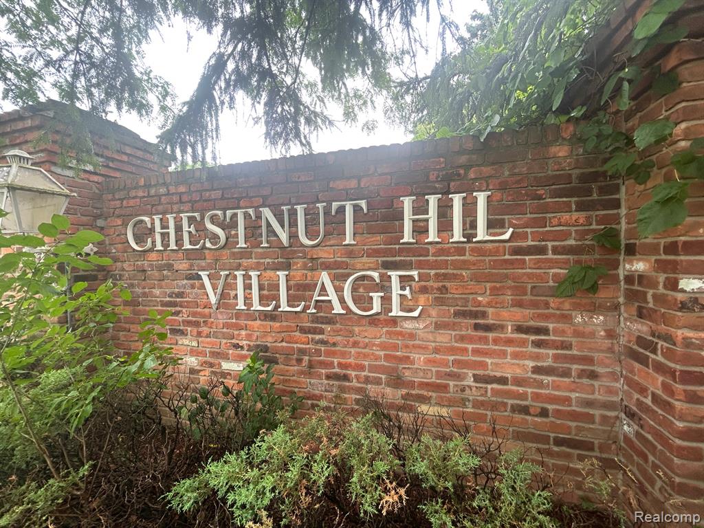 924 CHESTNUT HILL Drive, Auburn Hills, MI 48326 — Photo 19