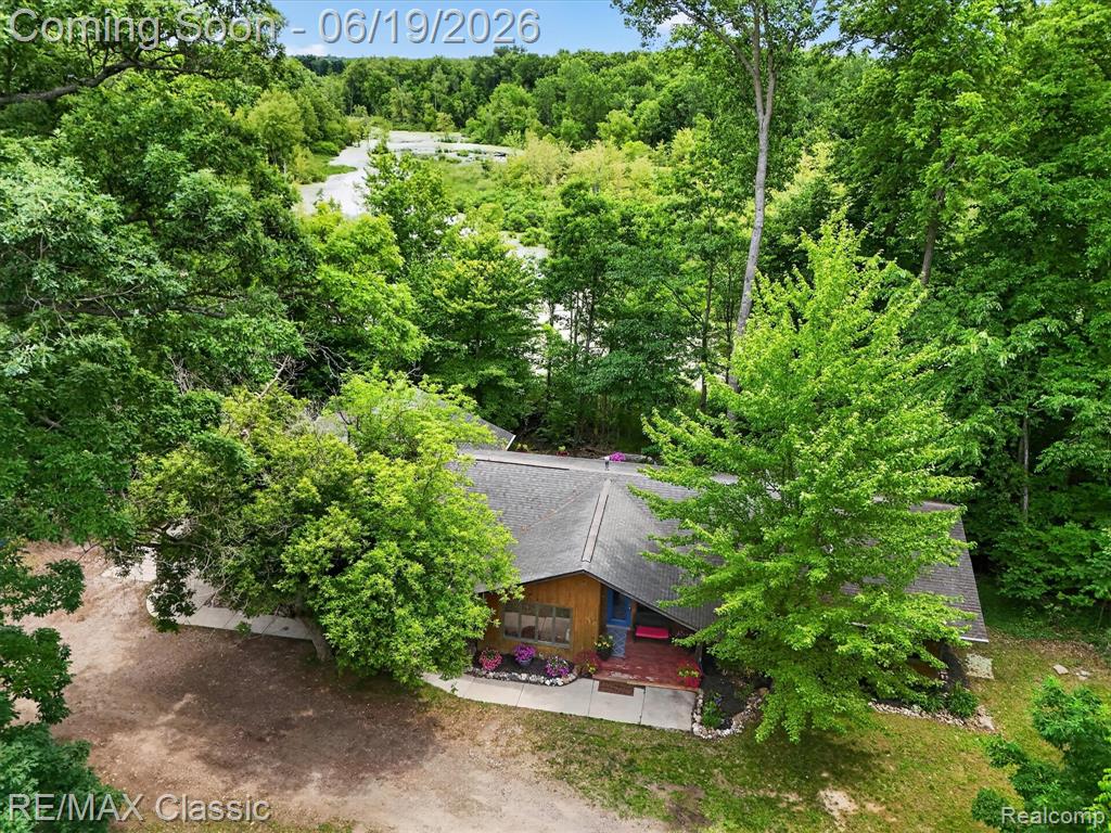 12189 Gage Road, Holly, MI 48442