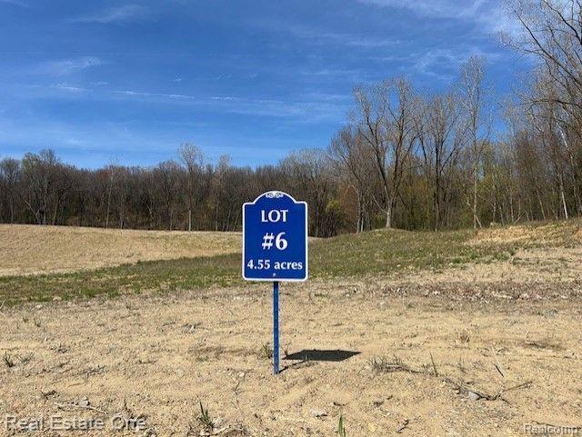 6 Park Ridge Road, White Lake, MI — Photo 2