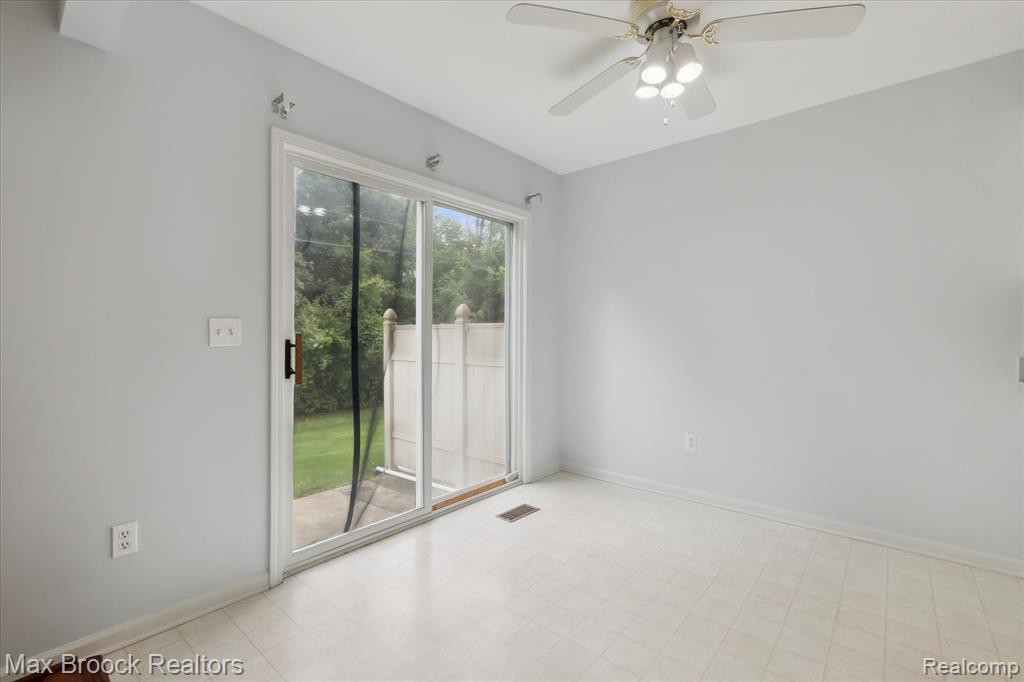 1158 Bay Court, Holly, MI 48442 — Photo 11