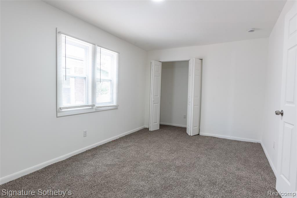 11104 Cloverlawn Street, Detroit, MI 48204 — Photo 12