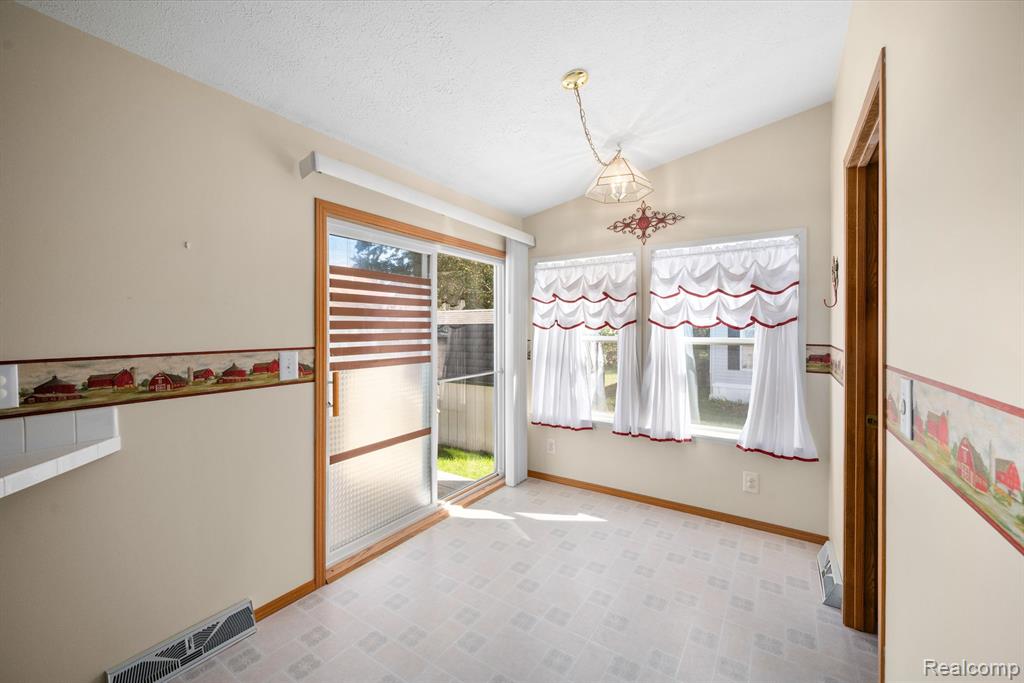 473 Fife, Temperance, MI 48182 — Photo 20