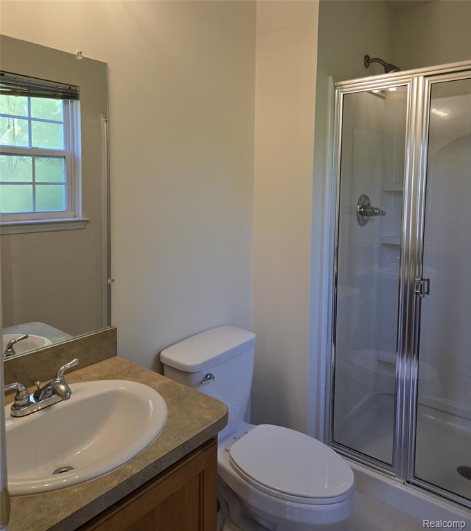 27601 Hidden Oaks Drive, Brownstown, MI 48183 — Photo 9