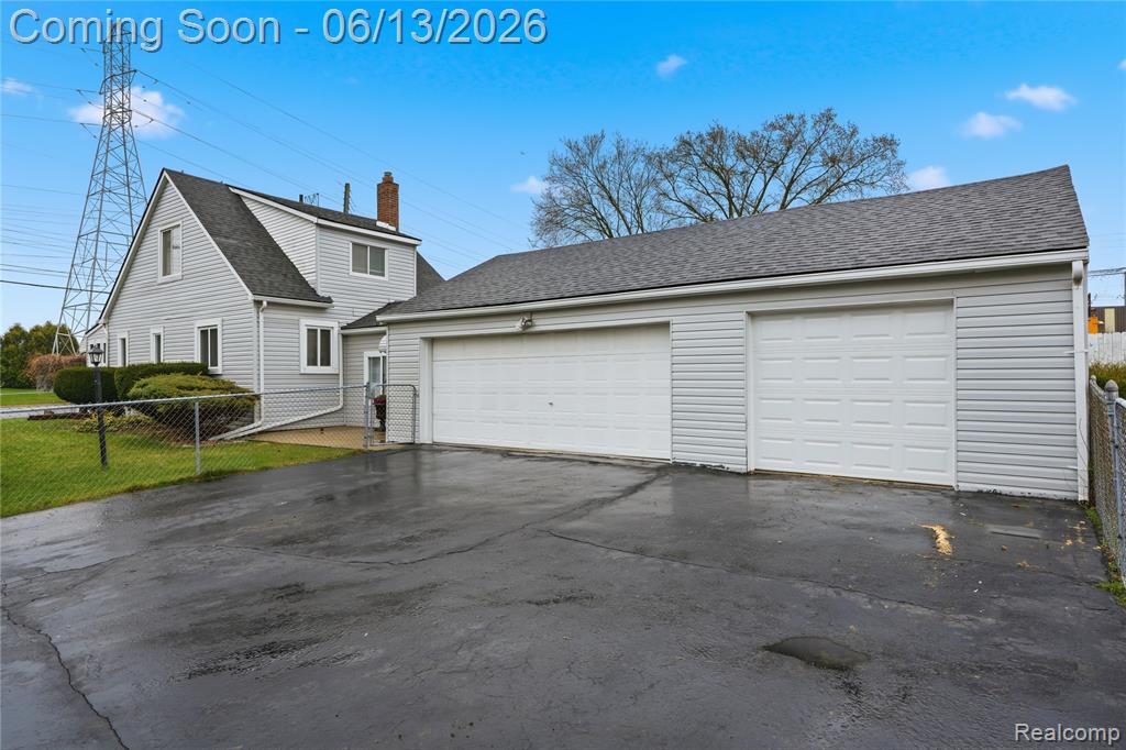 640 Martin Luther King Jr Boulevard S, Pontiac, MI 48341 — Photo 35