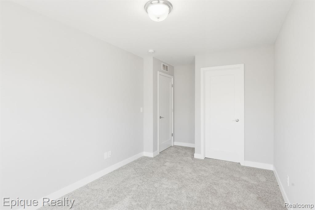 25549 Grandview Lane, 31, Novi, MI — Photo 20