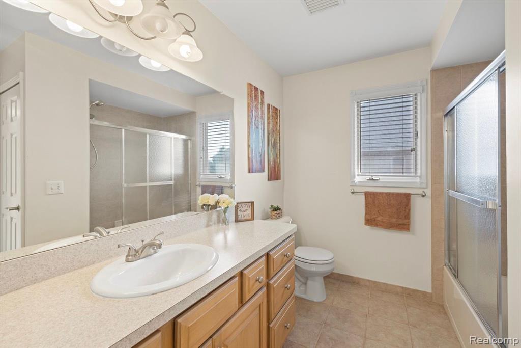 57474 STONEBRIAR Drive, Washington, MI — Photo 31