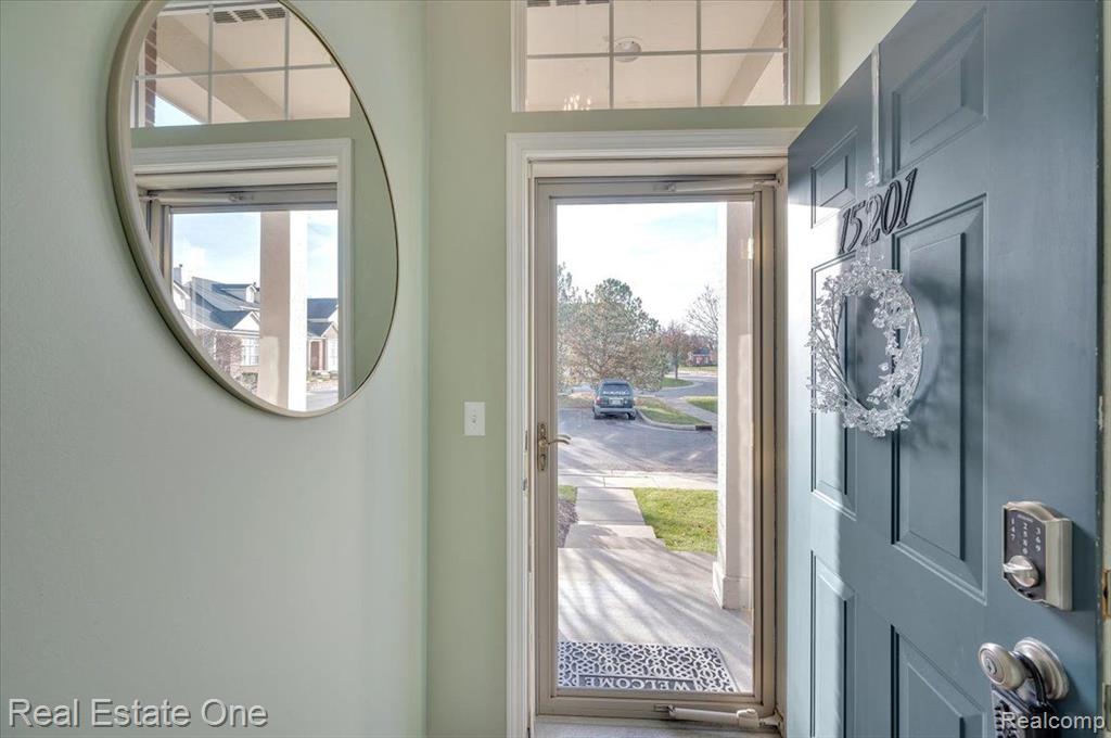 15201 ADRI Circle, Walled Lake, MI 48390 — Photo 3