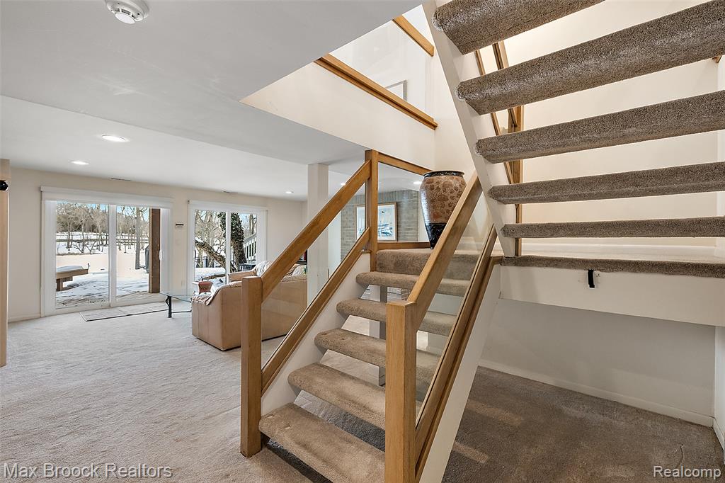 2797 Orchard Place, Orchard Lake Village, MI 48324 — Photo 17