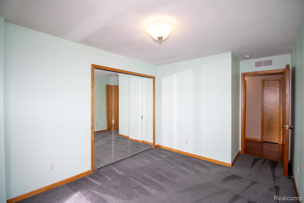 9602 Sawgrass Court, Unit #8, Belleville, MI 48111 — Photo 26