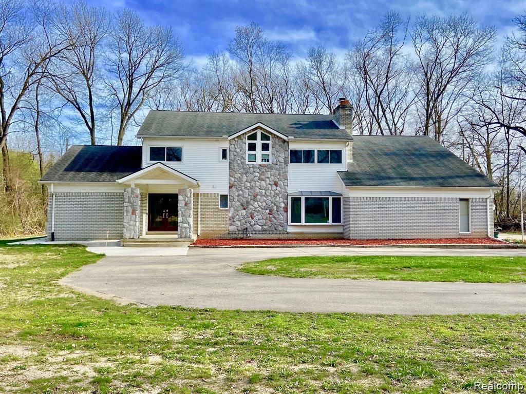 4077 Lincoln Road, Bloomfield Hills, MI