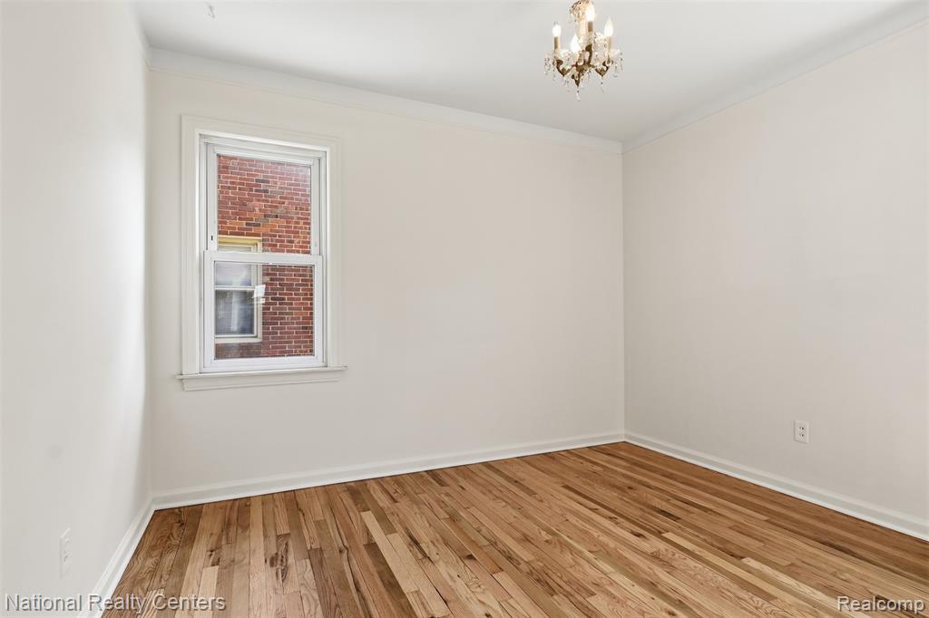 9951 Marion, Redford, MI 48239 — Photo 17