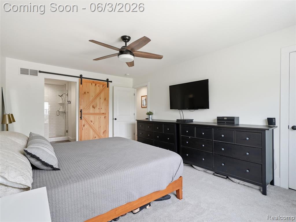 70 W Shevlin Avenue, Hazel Park, MI 48030 — Photo 18