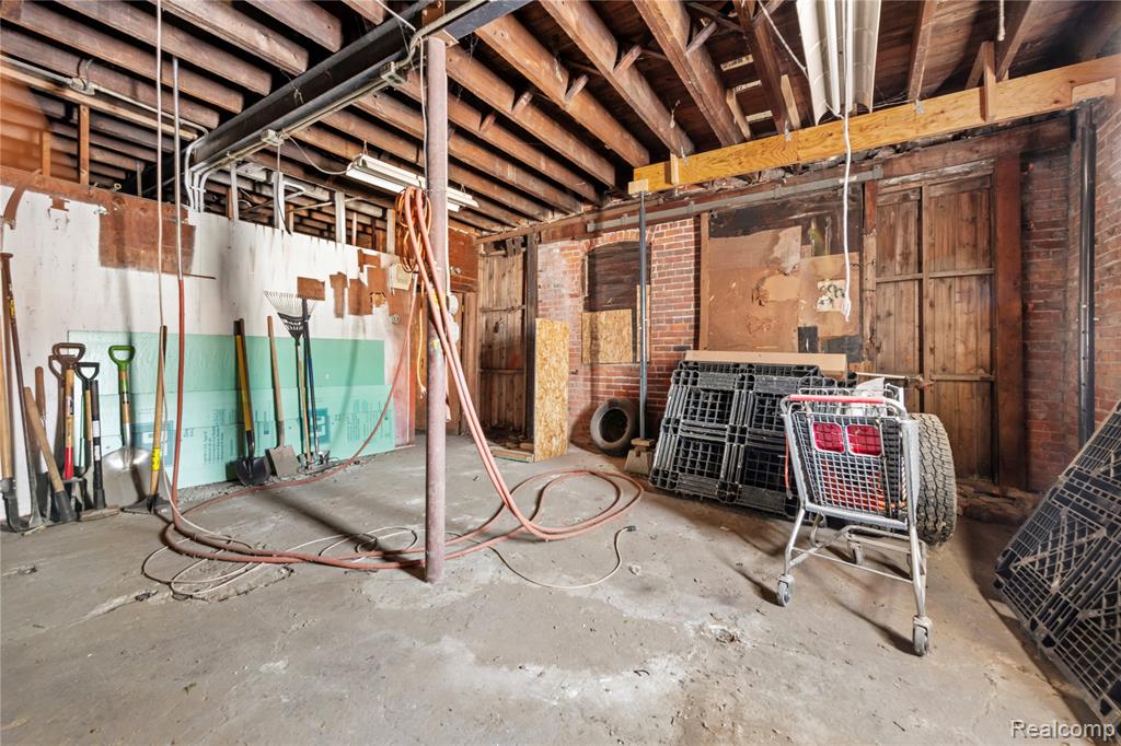 3003 E Grand Boulevard, Detroit, MI 48202 — Photo 35