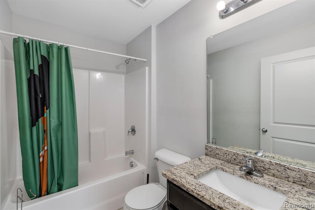 7245 Castell Boulevard, Van Buren, MI 48111 — Photo 20